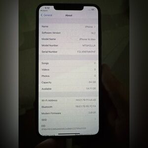 Apple iPhone XS Max with Silver Finish